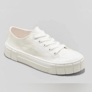 *Mad Love Women's  Fran Sneakers - White, Size 10